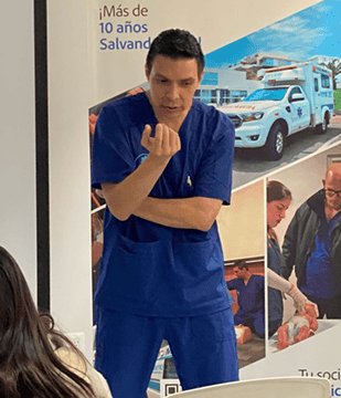 Captura de pantalla 2025-11-18 042111